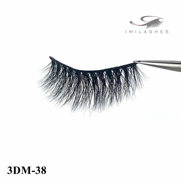 3D mink eyelash and how to apply 3d lash extensions-D