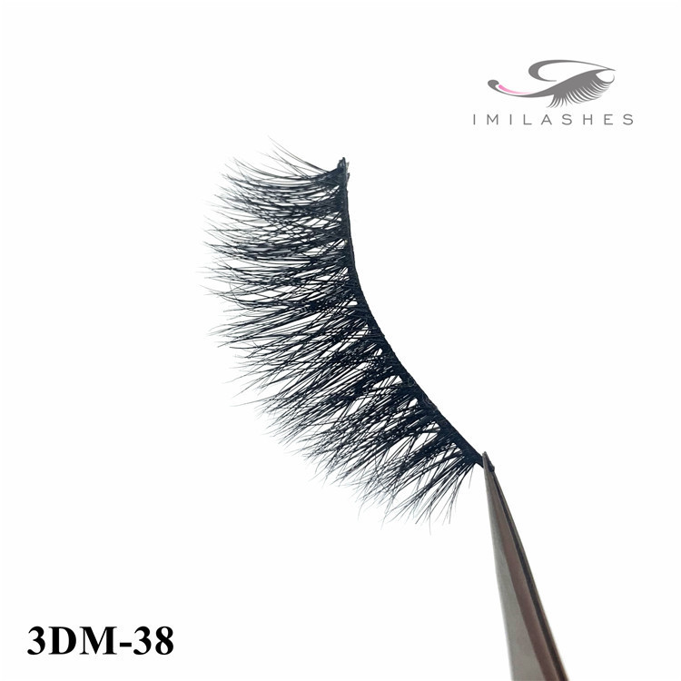 3D mink eyelash and how to apply 3d lash extensions-D