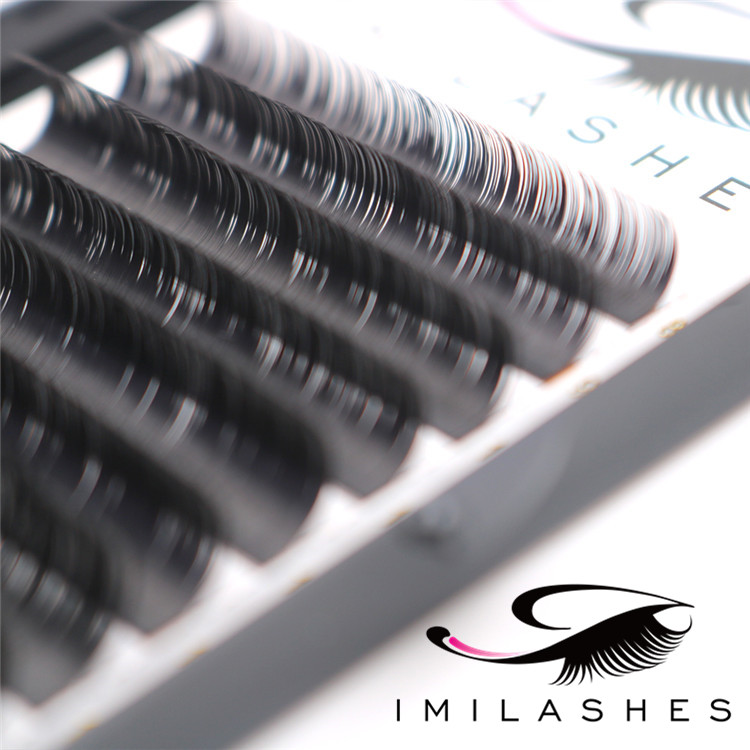 eyelash-extensions-on-bottom-lashes.JPG