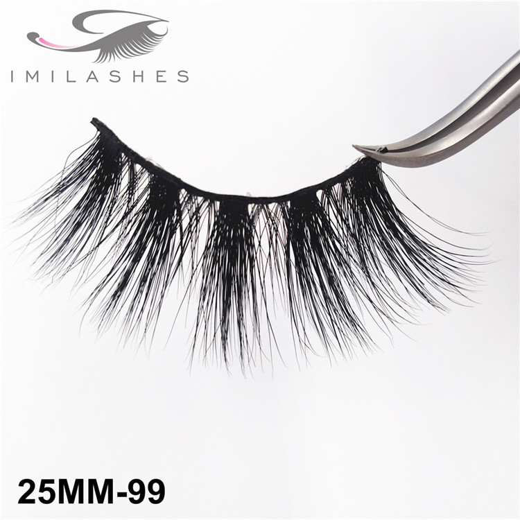 buy-fake-lashes.jpg