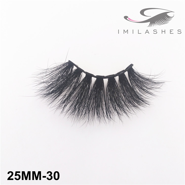 false-lashes.jpg