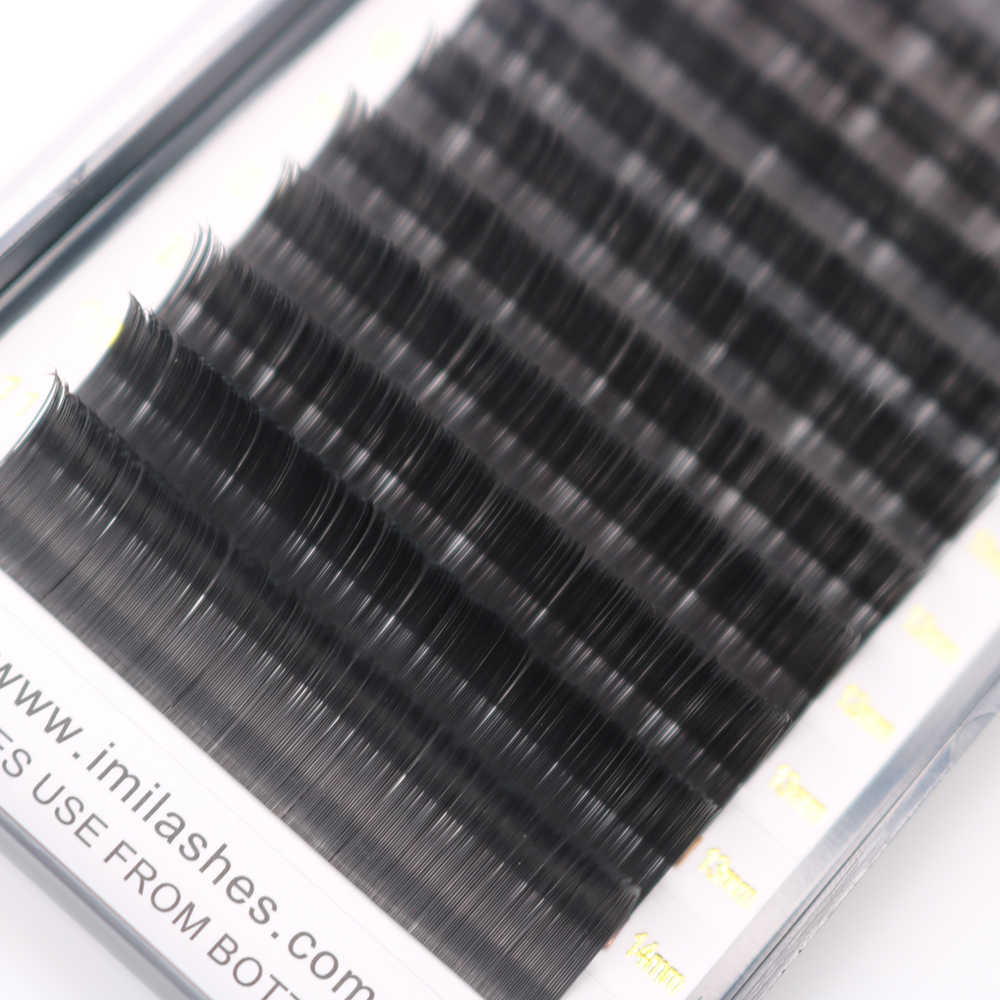 pure-handmade-eyelash-extensions.JPG