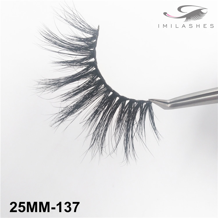 wholesale-mink-eyelashes.jpg