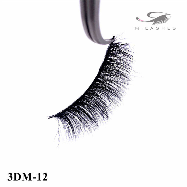 Real 3D mink fur eyelash factory china- A